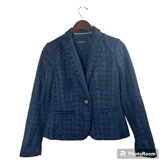 BANANA REPUBLIC Blazer Eyelet Lace Navy Blue- Size 0 - Picture 2 of 8